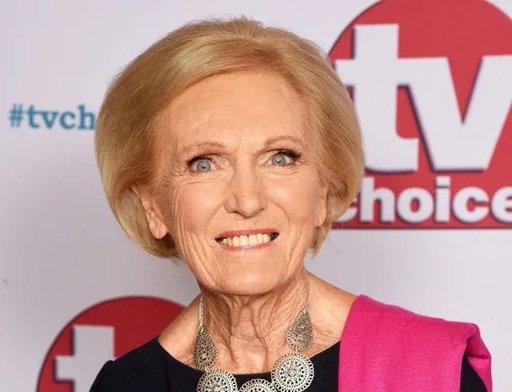 mary berry age