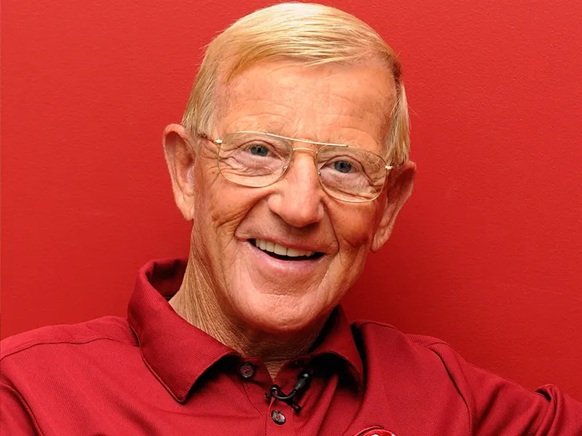 lou holtz age