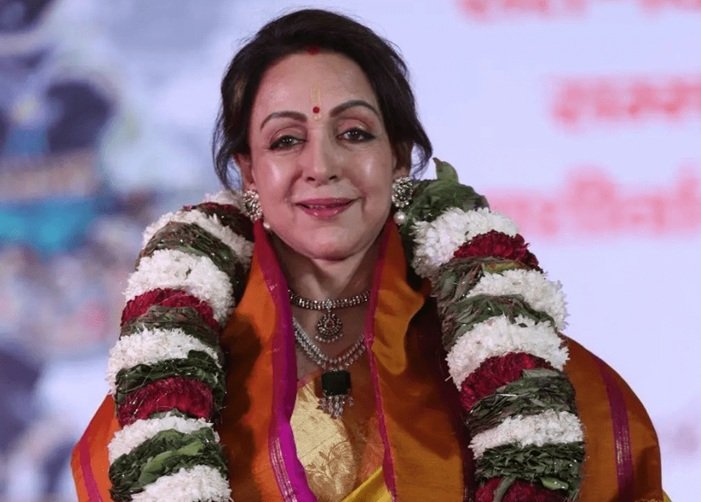 hema malini age