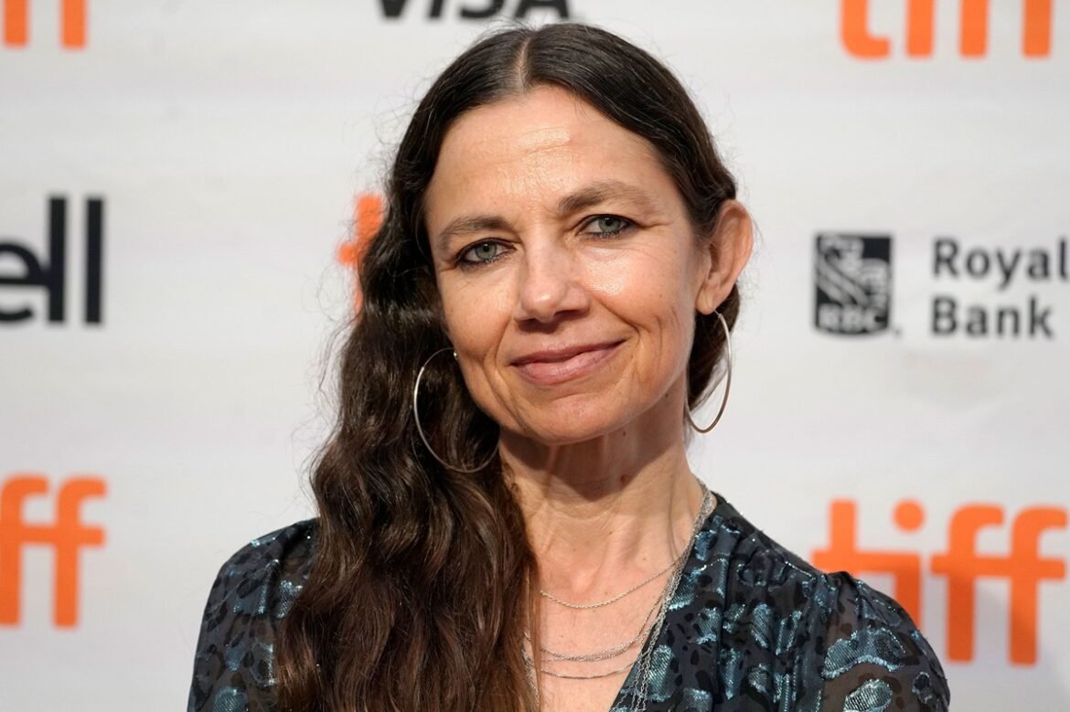 justine bateman age