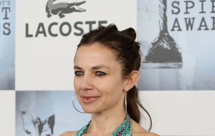 justine bateman age