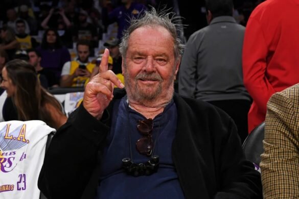 jack nicholson age